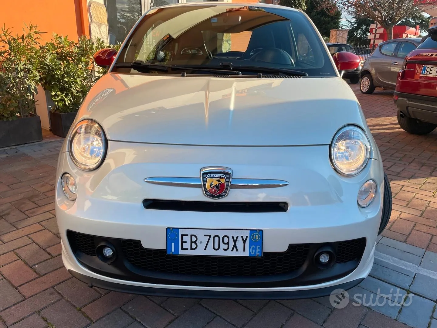 Abarth 500 2010 photo 2