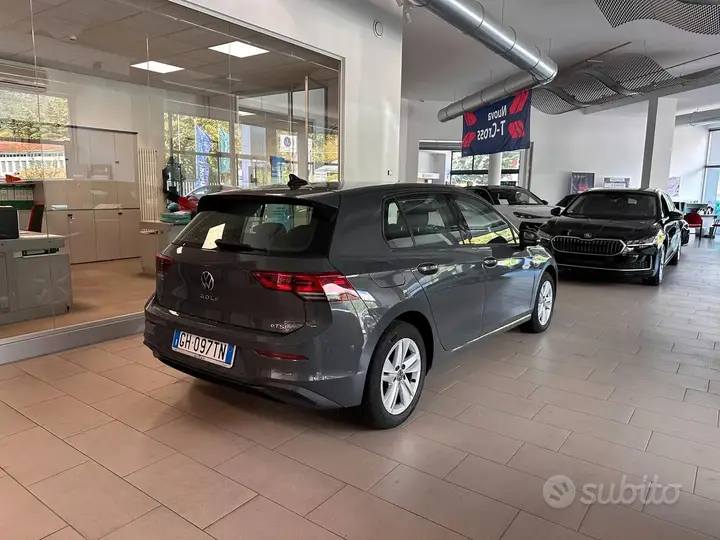 Volkswagen Golf 2022 photo 3
