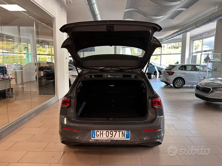 Volkswagen Golf 2022 photo 5