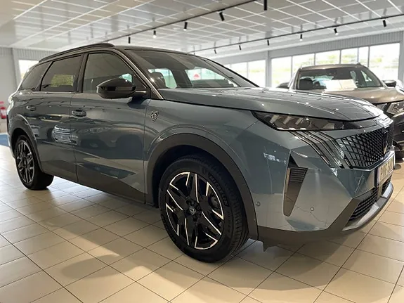 Peugeot 5008 2025 photo 3