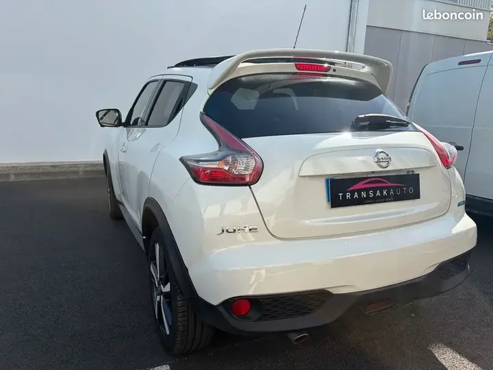 Nissan Juke 2015 photo 3