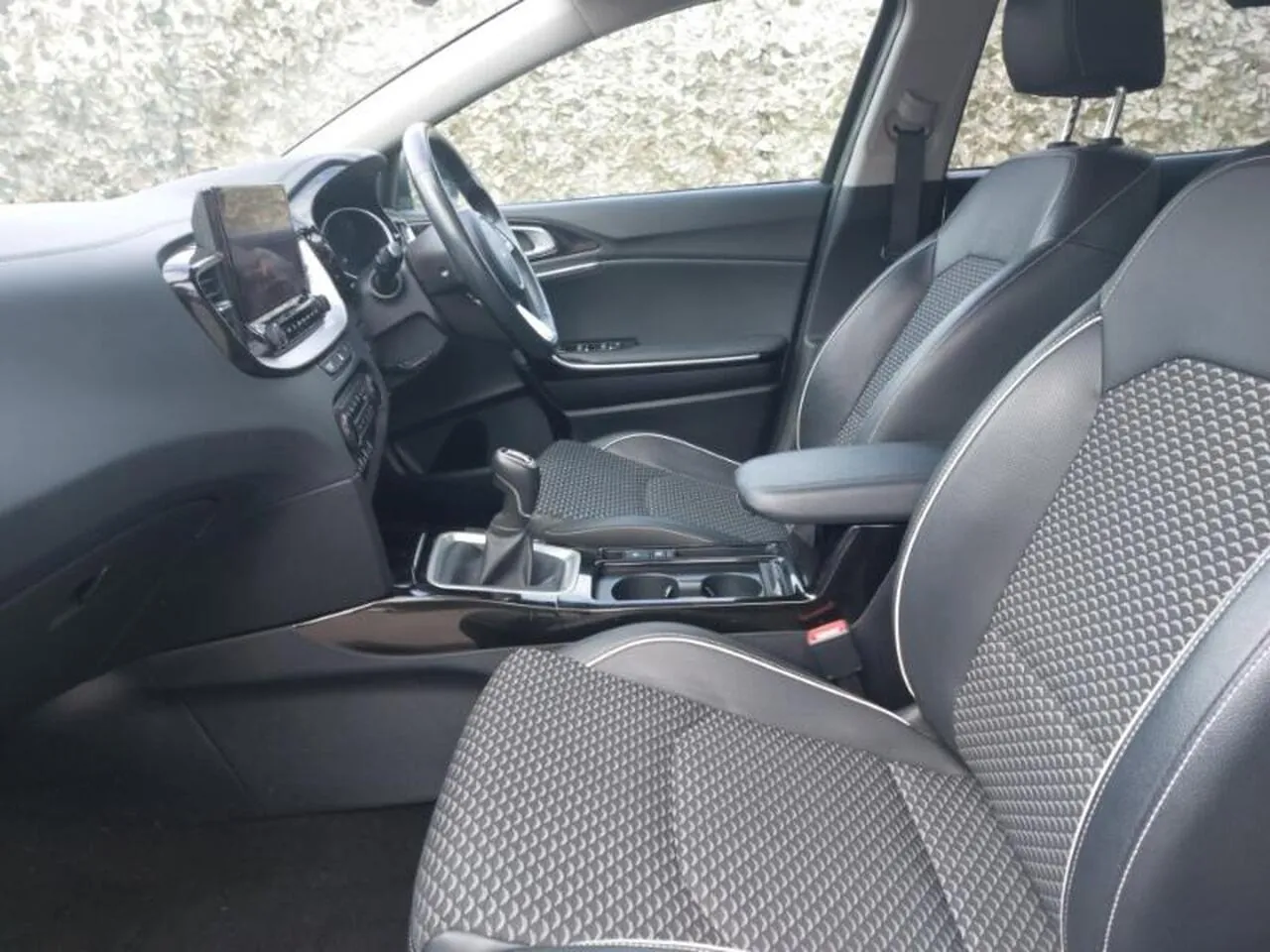 Kia Xceed 2023 photo 5