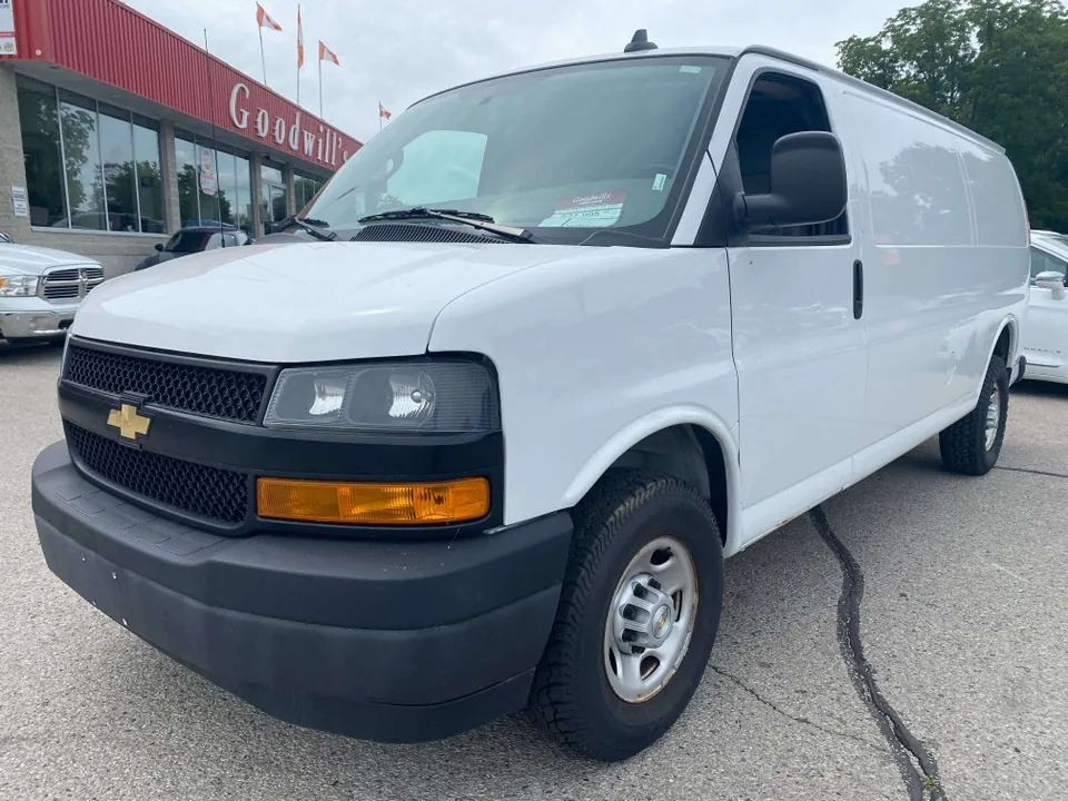 Chevrolet Express 2023 photo 5