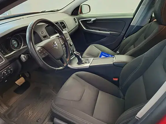 Volvo V60 2017 photo 5