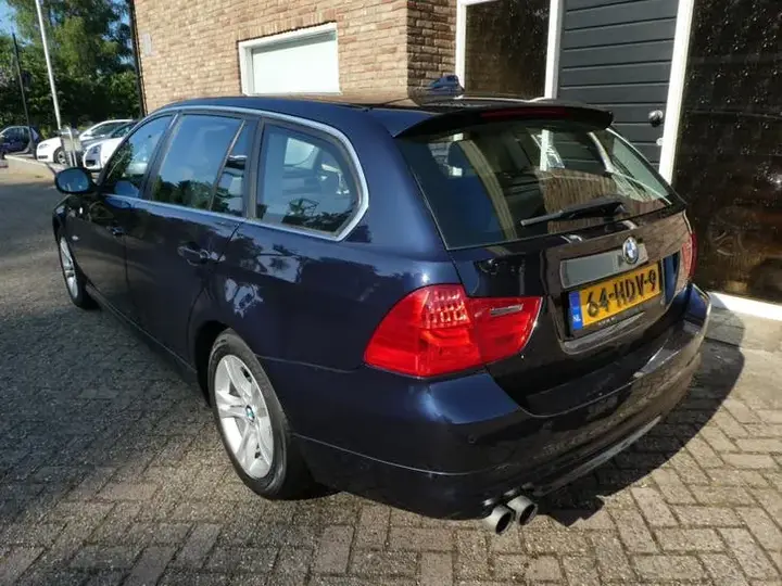 BMW 3 Series 2008 photo 3