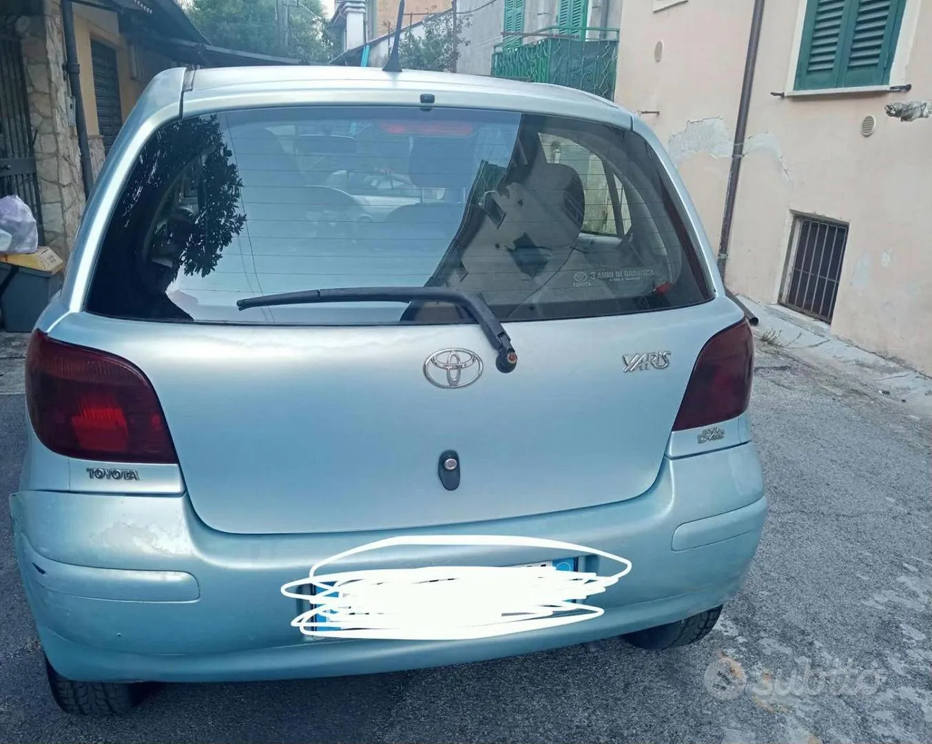 Toyota Yaris 2005 photo 2