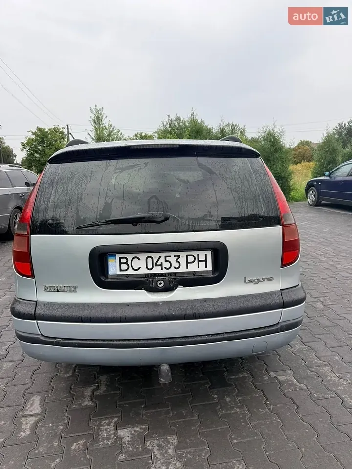Renault Laguna 2000 photo 4