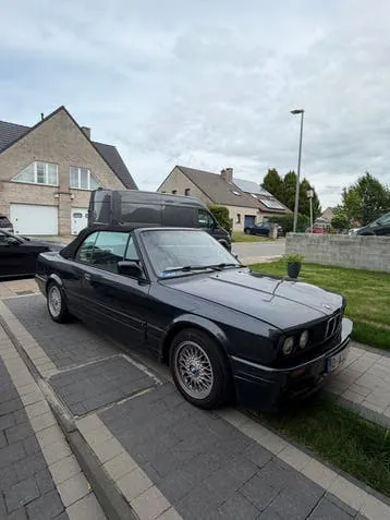 BMW E30