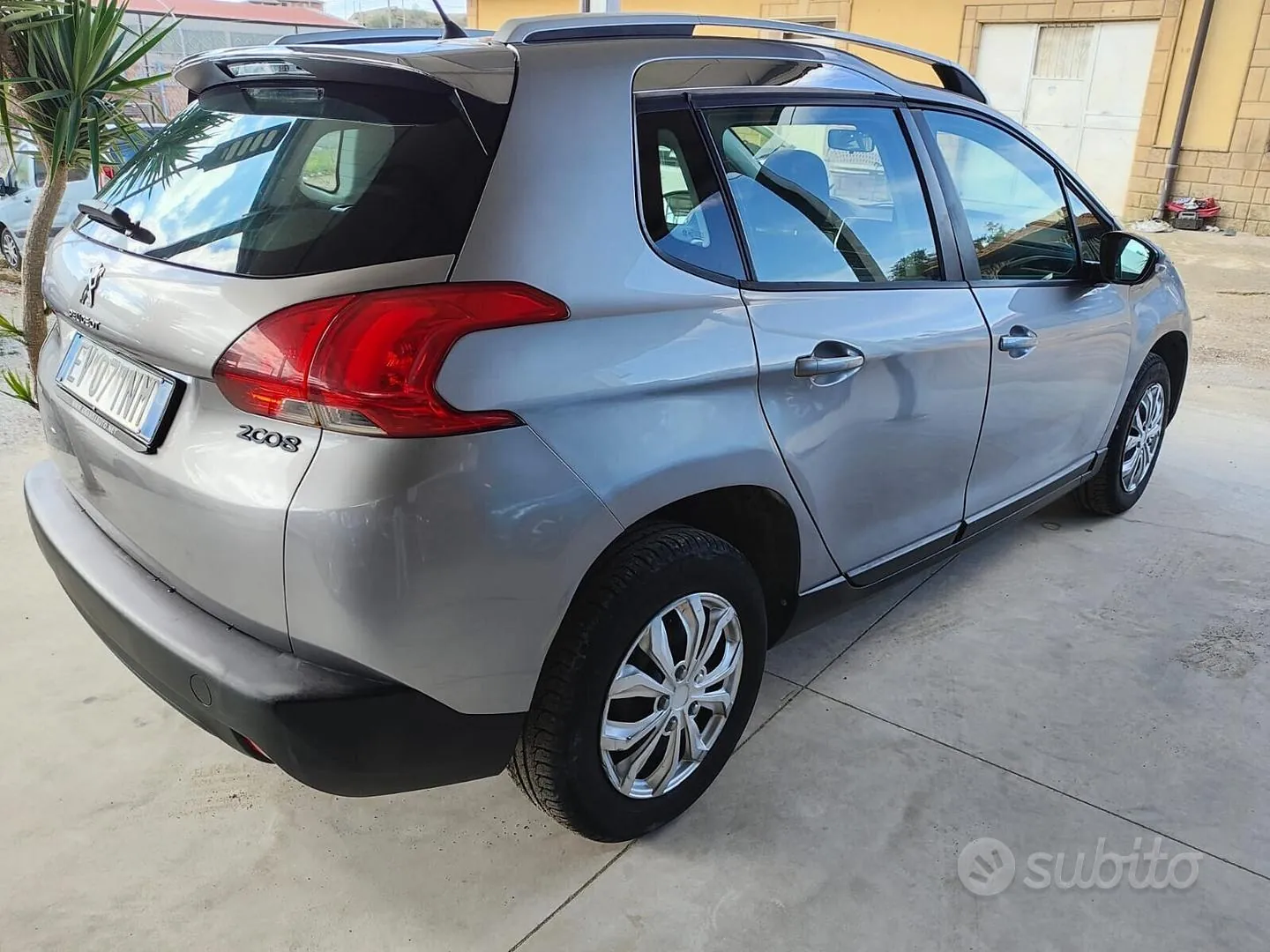 Peugeot 2008 2014 photo 3