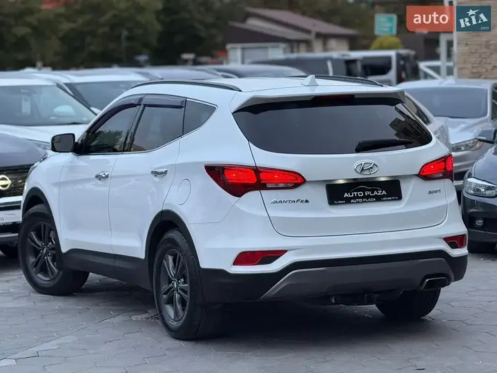 Hyundai Santa Fe 2016 photo 4