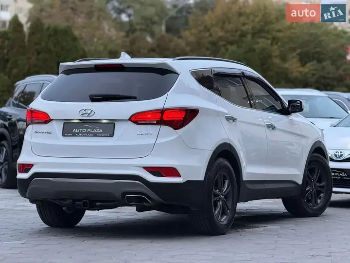Hyundai Santa Fe 2016 photo 5
