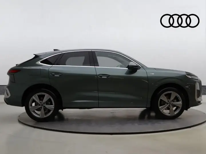 Audi Q3 2026 photo 4