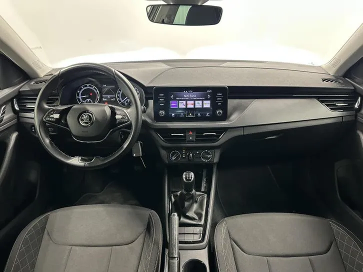 Skoda Scala 2023 photo 2