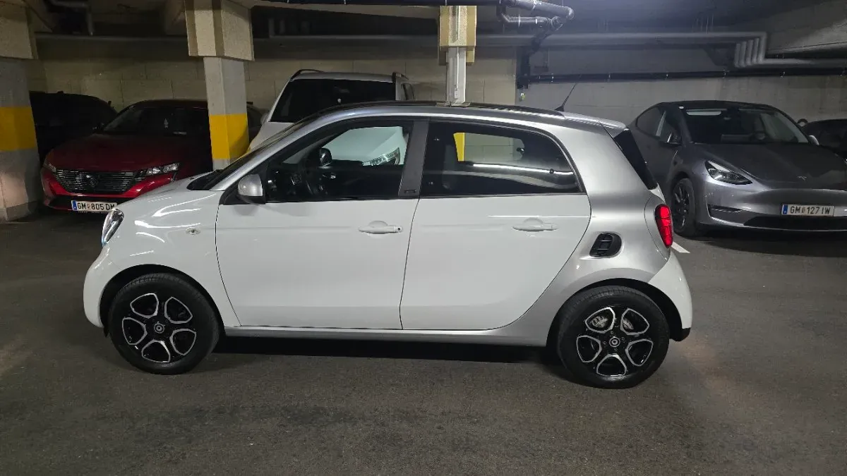 Smart Forfour 2018 photo 2