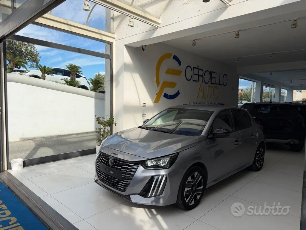 Peugeot 208