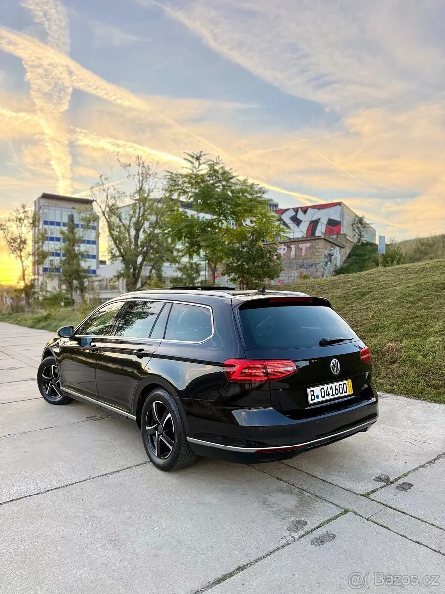 Volkswagen Passat 2016 photo 2