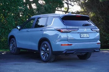Mitsubishi Outlander 2026 photo 4