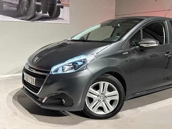 Peugeot 208 2017 photo 2