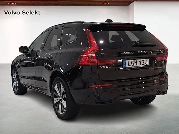 Volvo Xc60 2025 photo 2