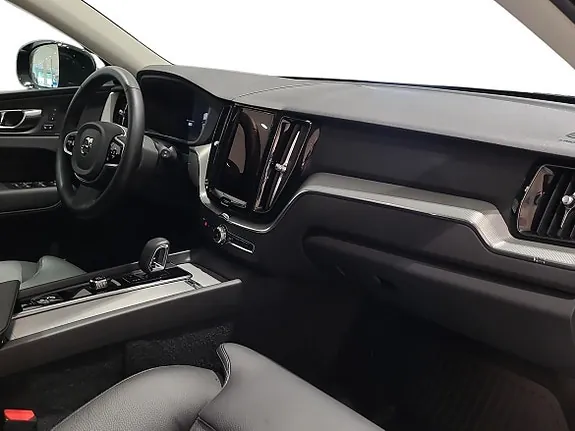 Volvo Xc60 2025 photo 4