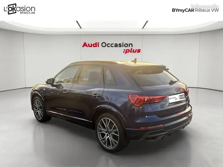 Audi Q3 2022 photo 3