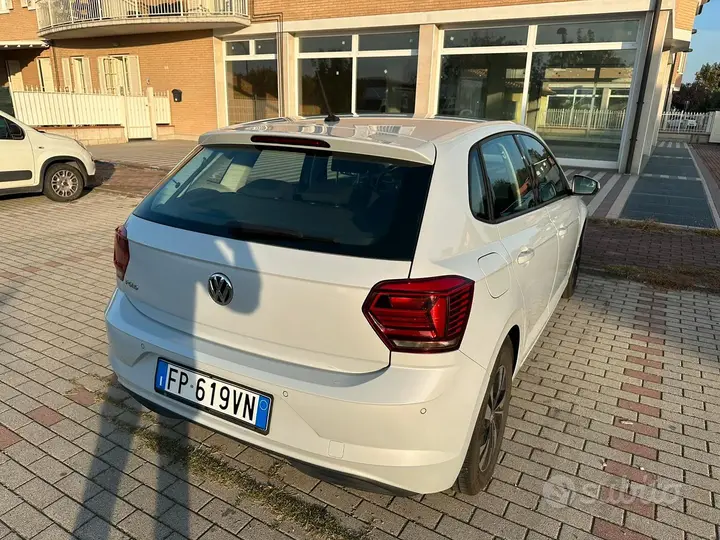 Volkswagen Polo 2018 photo 3