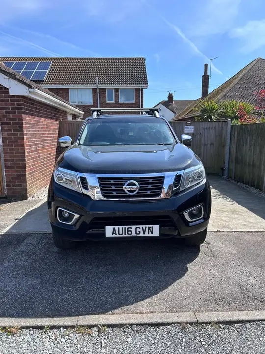 Nissan Navara 2016 photo 2