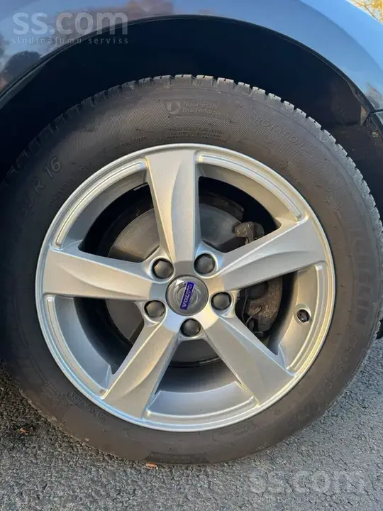 Volvo V40 2015 photo 4