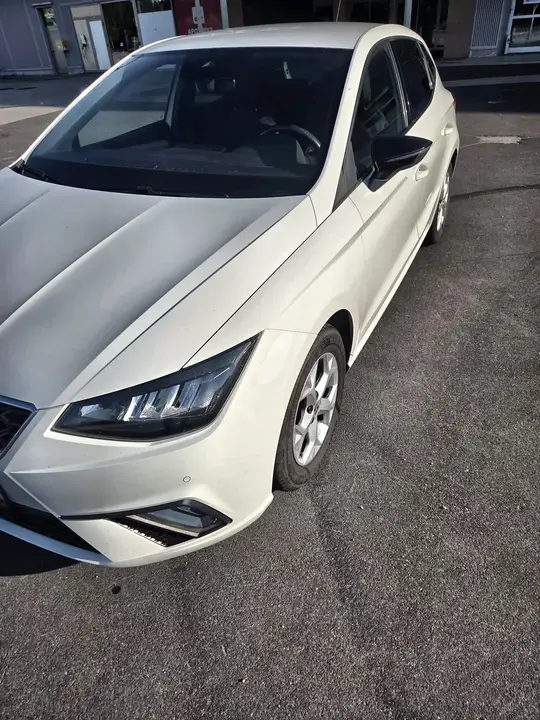 Seat Ibiza 2021 photo 3