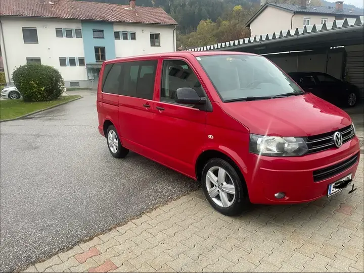Volkswagen Multivan 2014 photo 3