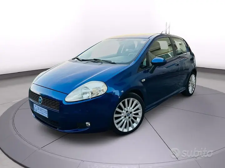 Fiat Grande Punto 2008 photo 2