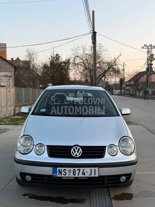 Volkswagen Polo 2004 photo 2
