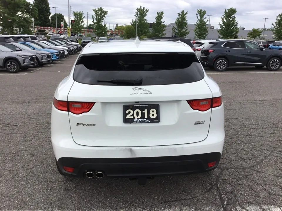 Jaguar F-Pace 2018 photo 4
