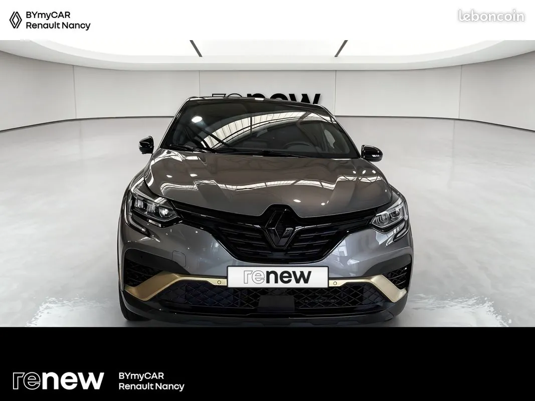 Renault Captur 2024 photo 2