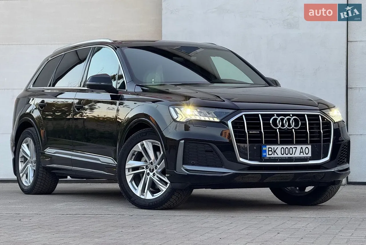 Audi Q7 2020 photo 2