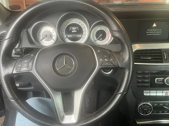 Mercedes-Benz C200 2014 photo 4