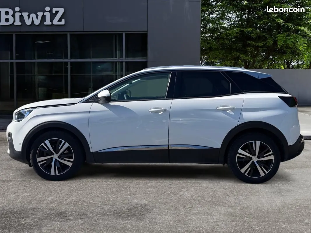 Peugeot 3008 2018 photo 2