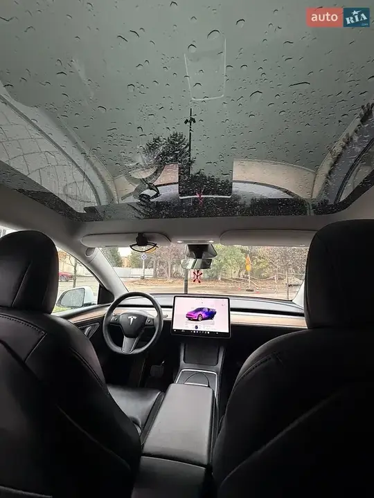 Tesla Model Y 2023 photo 5