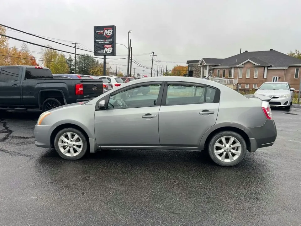 Nissan Sentra 2011 photo 2
