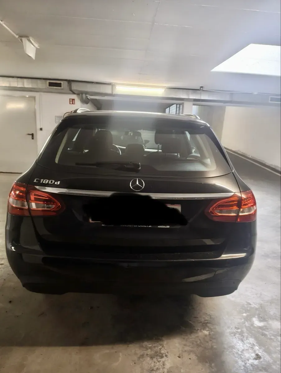 Mercedes-Benz C-Class 2016 photo 3