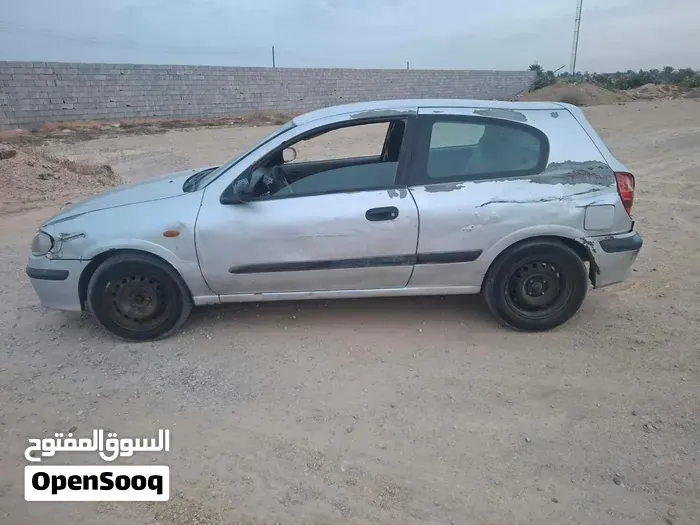 Nissan Almera 2004 photo 4
