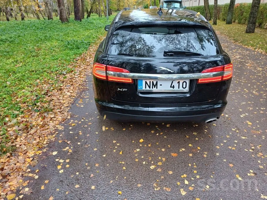 Jaguar Xf 2013 photo 2