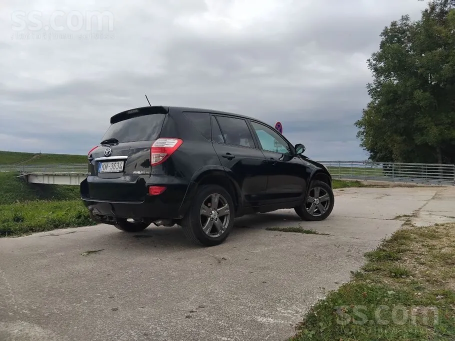 Toyota Rav4 2009 photo 4