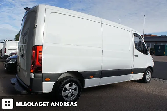 Mercedes-Benz Sprinter 211 2023 photo 4