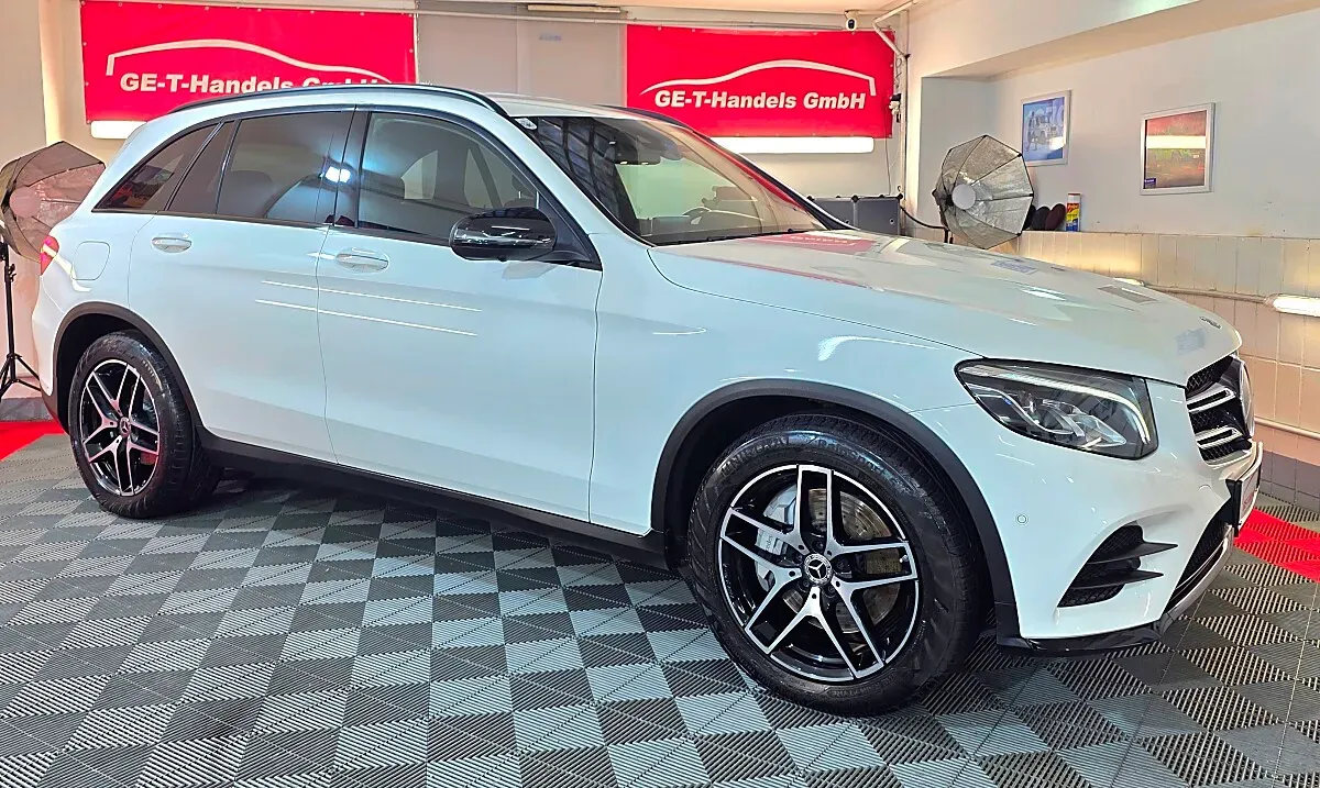 Mercedes-Benz Glc-Class 2018 photo 2