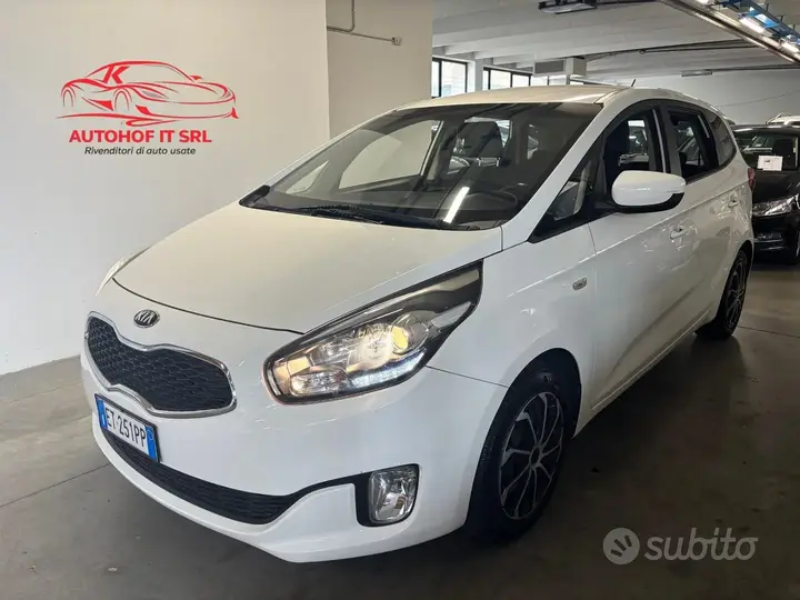 Kia Carens
