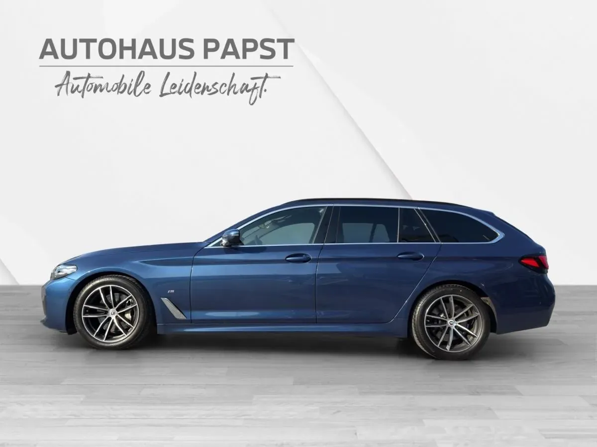 BMW 5 Series 2022 photo 2