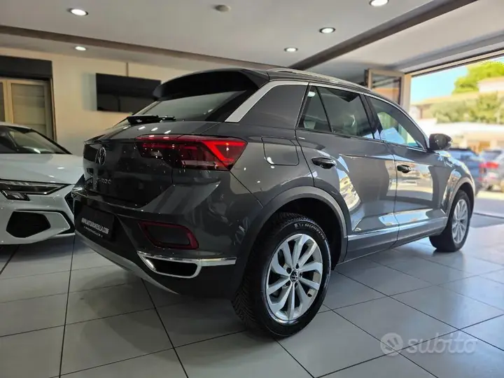 Volkswagen T-Roc 2024 photo 4