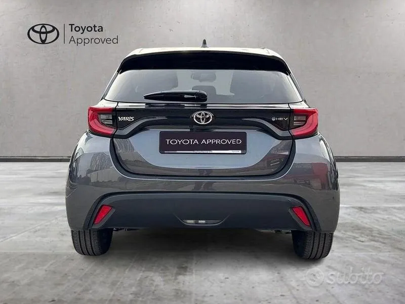 Toyota Yaris 2024 photo 4