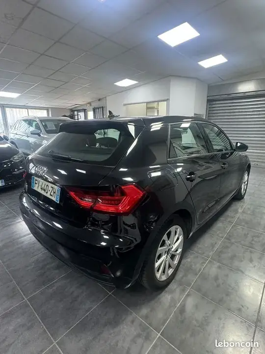 Audi A1 2021 photo 2